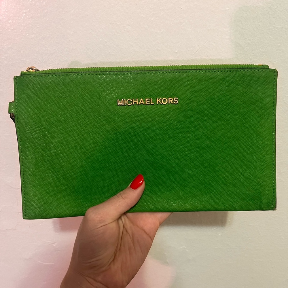MICHAEL KORS SPRING/SUMMER 2013 SAFIANO LEATHER CLUTCH